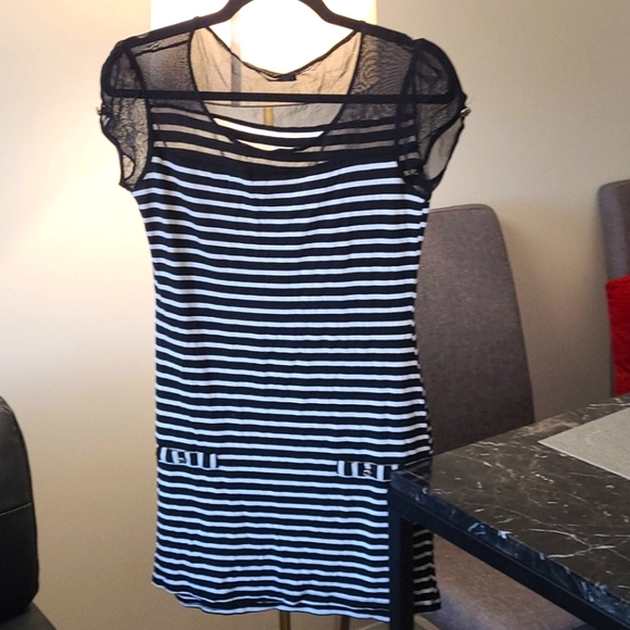 Dress - Picture 1 of 2